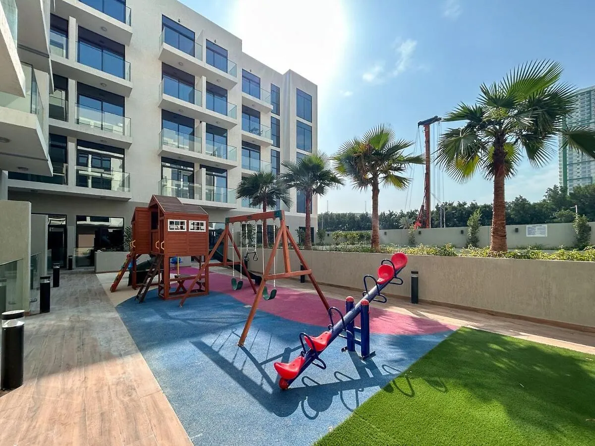 Modern 1Br Hideaway - Peaceful & Central - Holiday Boulevard Dubai 0*,