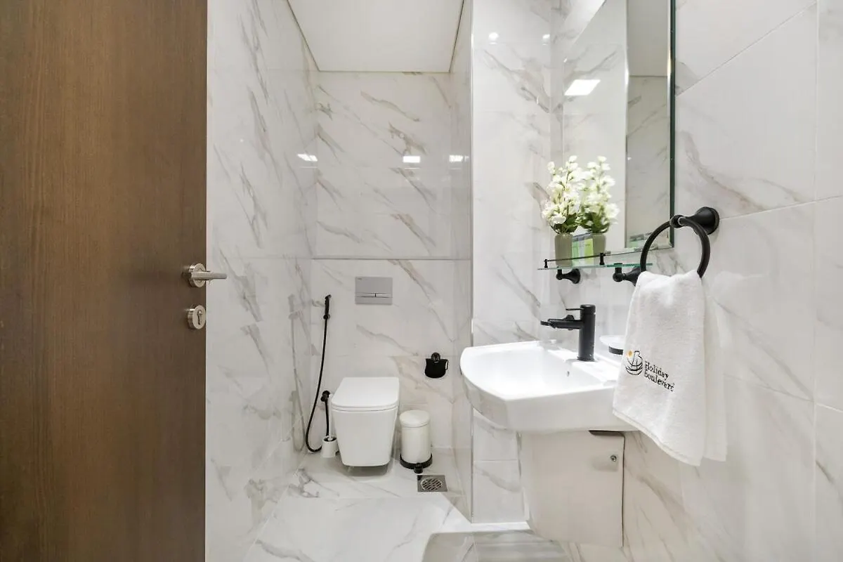 Modern 1Br Hideaway - Peaceful & Central - Holiday Boulevard Dubai United Arab Emirates